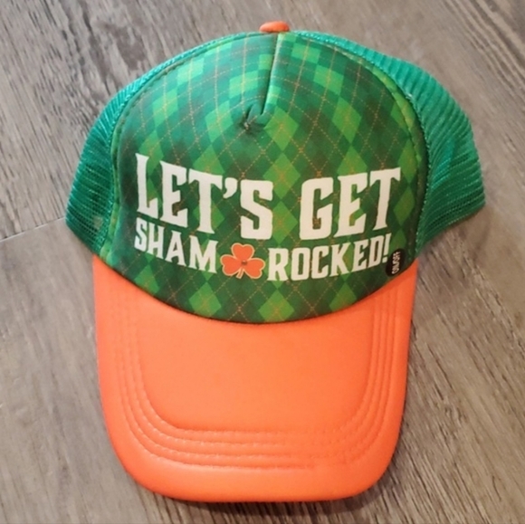 Let's Get Shamrocked! Baseball Cap with Flashing Lights - Picture 4 of 4